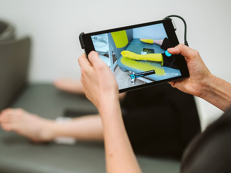 3D-Scan eines Kinderfußes mit dem Tablet